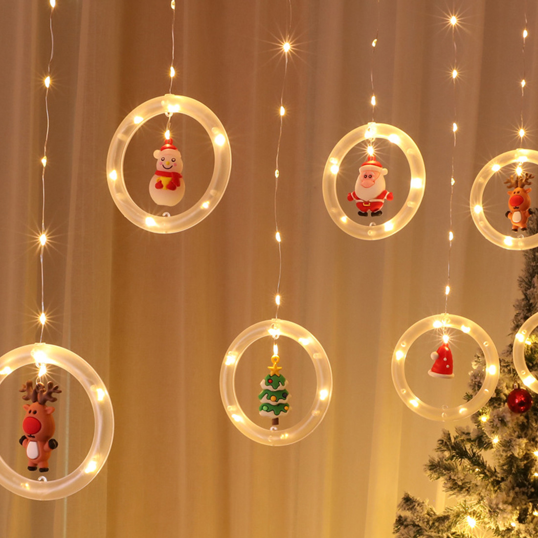 Imagem de cena de luz de anel de decoração suspensa de janela de Natal