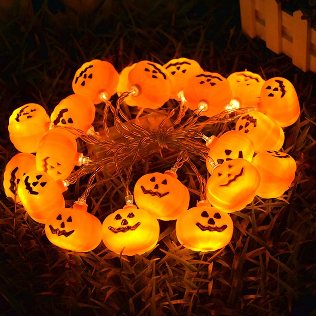 Imagem de luzes de corda de lanterna de abóbora para decoração de Halloween